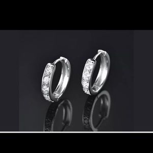 18k WHITE GOLD PLATED CREATED DIAMOND CLASSIC HOOP